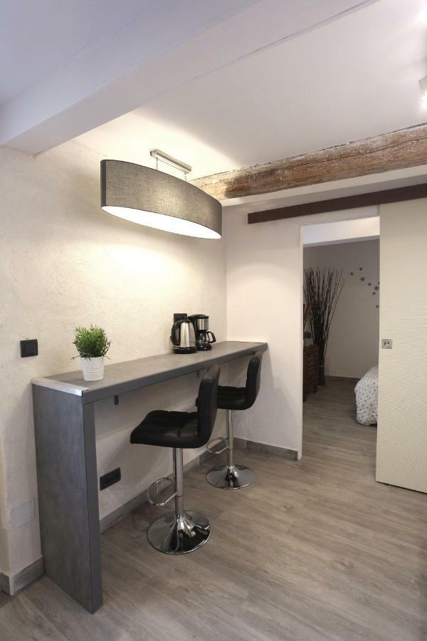 Gregbnb - T2 Ancien Et Moderne - Parking Inclus - 15Min Gare Τουλόν Εξωτερικό φωτογραφία